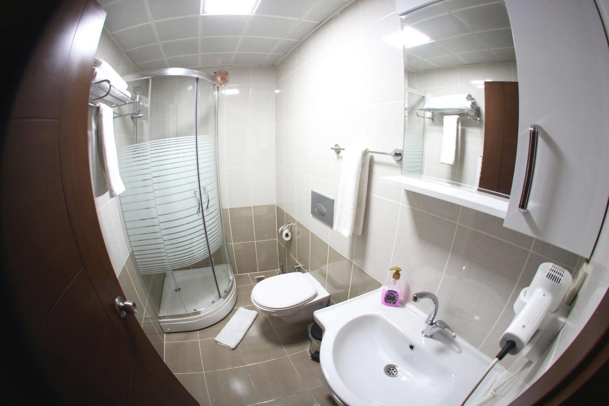 Hotel Duzce Esterno foto